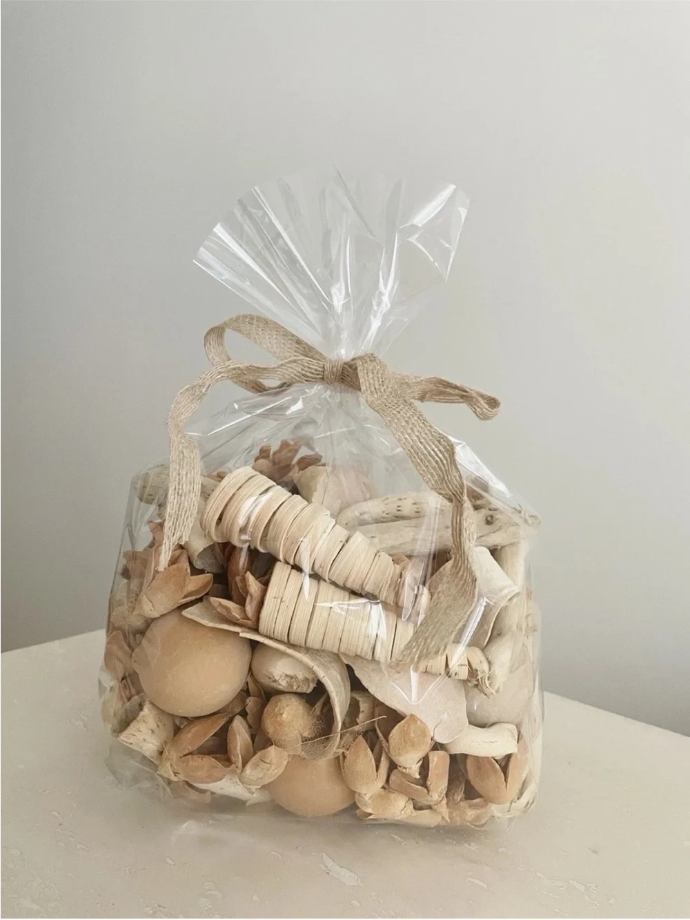 Decorative Brown Wicker & Wire Basket Autumn Leaf Accents Potpourri Home Decor